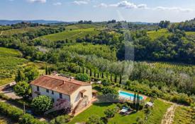 6 dormitorio villa 450 m² en Florencia, Italia. 980 000 €