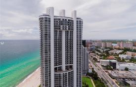 Piso – Collins Avenue, Miami, Florida,  Estados Unidos. $998 000