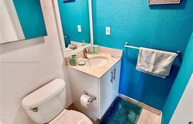 Condominio – South Ocean Drive, Hollywood, Florida,  Estados Unidos. $550 000