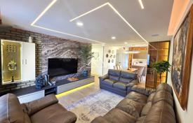 4 dormitorio piso 106 m² en Rafailovići, Montenegro. 321 000 €