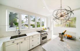 Casa de pueblo – Lagorce Drive, Miami Beach, Florida,  Estados Unidos. $5 390 000
