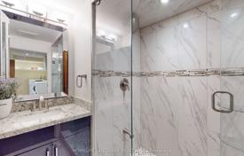 6 dormitorio casa de pueblo en Etobicoke, Canadá. C$1 341 000