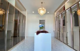 5 dormitorio villa 407 m² en Pattaya, Tailandia. $447 000
