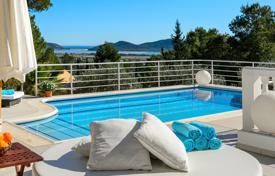 Villa – Ibiza, Islas Baleares, España. 2 600 €  por semana