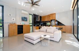 1 dormitorio casa de pueblo 120 m² en Kamala, Tailandia. $223 000