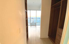 2 dormitorio piso en University Avenue, Canadá. C$1 069 000