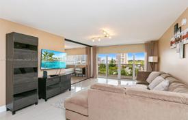 Condominio – Hallandale Beach, Florida, Estados Unidos. $555 000