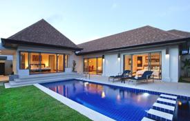 Villa – Krabi, Tailandia. From $653 000