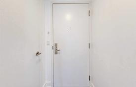 1 dormitorio piso en Old Toronto, Canadá. C$894 000