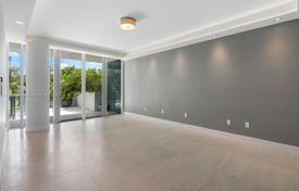 Condominio – Miami Beach, Florida, Estados Unidos. $2 350 000