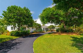 Villa – Pinecrest, Florida, Estados Unidos. $1 475 000