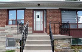 4 dormitorio casa de pueblo en North York, Canadá. C$2 331 000