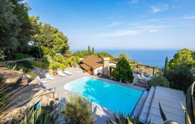 11 dormitorio villa 246 m² en Liguria, Italia. 1 800 000 €