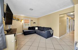 3 dormitorio casa de pueblo 118 m² en Fort Lauderdale, Estados Unidos. $450 000