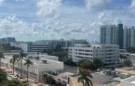 Condominio – Collins Avenue, Miami, Florida,  Estados Unidos. $930 000
