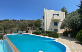 Villa – Galatas, Peloponeso, Administration of the Peloponnese,  Western Greece and the Ionian Islands,  Grecia. 485 000 €