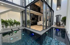 4 dormitorio villa 280 m² en Pattaya, Tailandia. $626 000