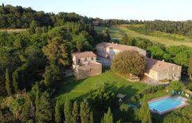 25 dormitorio mansión en Pomarance, Italia. 2 500 000 €