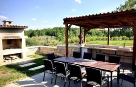 5 dormitorio casa de pueblo 350 m² en Poreč, Croacia. 1 500 000 €