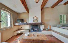 4 dormitorio chalet en Lourmarin, Francia. 980 000 €