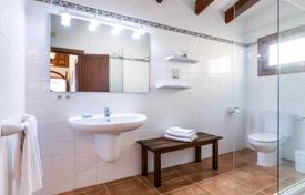 Villa – Menorca, Islas Baleares, España. 4 800 €  por semana