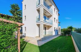 8 dormitorio casa de pueblo 340 m² en Fažana, Croacia. 1 350 000 €