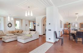 25 dormitorio villa en Oliveto Lario, Italia. Price on request