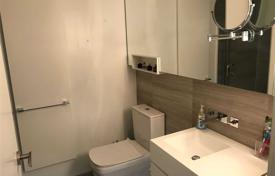 1 dormitorio piso en Charles Street East, Canadá. C$816 000