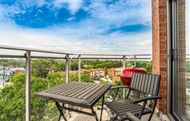 5 dormitorio piso en North York, Canadá. C$709 000