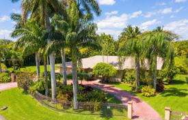 Villa – Pinecrest, Florida, Estados Unidos. 1 375 000 €