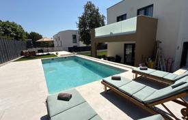 3 dormitorio piso 124 m² en Poreč, Croacia. 762 000 €