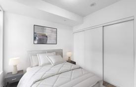 1 dormitorio piso en Richmond Street West, Canadá. C$834 000