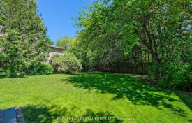 7 dormitorio casa de pueblo en North York, Canadá. C$2 425 000