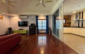 5 dormitorio villa 300 m² en Pattaya, Tailandia. $367 000