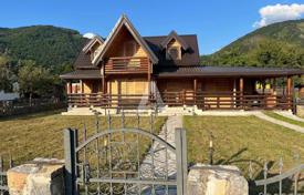 4 dormitorio casa de pueblo 180 m² en Kolašin, Montenegro. 185 000 €