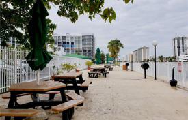 Condominio – Hallandale Beach, Florida, Estados Unidos. $255 000