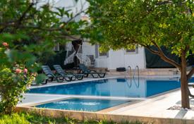 Отельный апарт 300 m² en Kemer, Turquía. 69 410 000 TRY