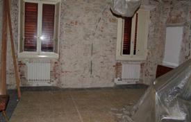 6 dormitorio piso 450 m² en Rignano sull'Arno, Italia. 800 000 €