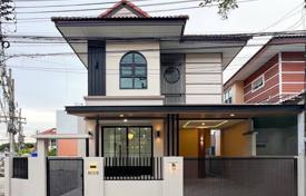 4 dormitorio casa de pueblo 200 m² en Wichit, Tailandia. $154 000