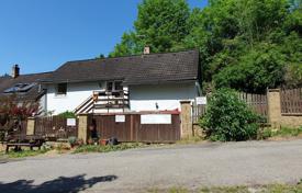 Casa de pueblo – Sluštice, Región de Bohemia Central, República Checa. Price on request