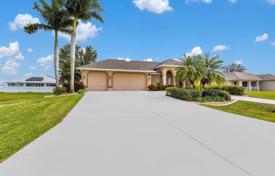 Casa de pueblo – Cape Coral, Florida, Estados Unidos. $499 000