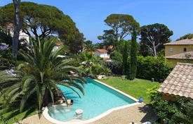 Villa – Fréjus, Costa Azul, Francia. 4 800 €  por semana