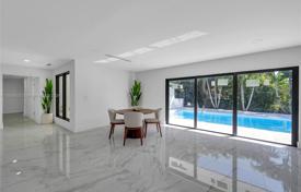4 dormitorio casa de pueblo 360 m² en Miami, Estados Unidos. $2 500 000
