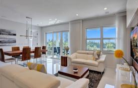 Condominio – Hallandale Beach, Florida, Estados Unidos. $450 000