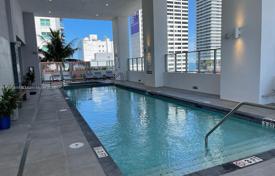 1-dormitorio apartamentos en condominio 48 m² en Miami, Estados Unidos. $490 000