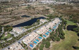 3 dormitorio chalet 220 m² en Castro Marim, Portugal. 465 000 €