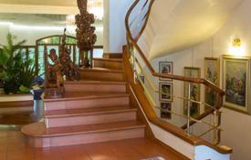 5 dormitorio villa 900 m² en Arezzo, Italia. 1 300 000 €