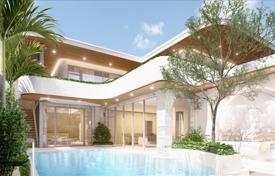 5 dormitorio villa 465 m² en Si Sunthon, Tailandia. de $576 000