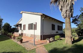 5 dormitorio villa 280 m² en Campagnatico, Italia. 850 000 €