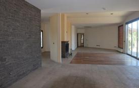 7 dormitorio chalet 539 m² en Palaiometocho, Chipre. 600 000 €